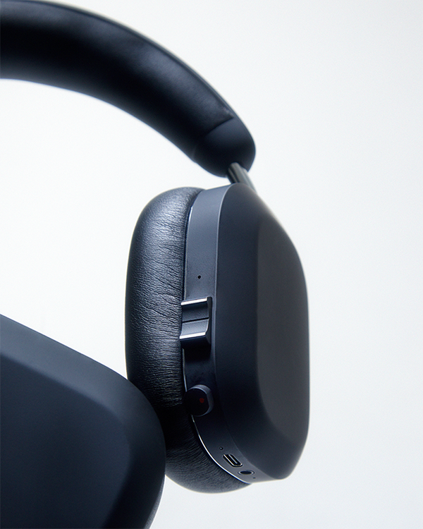 Mondo Over-Ear Headphones – XOOPAR